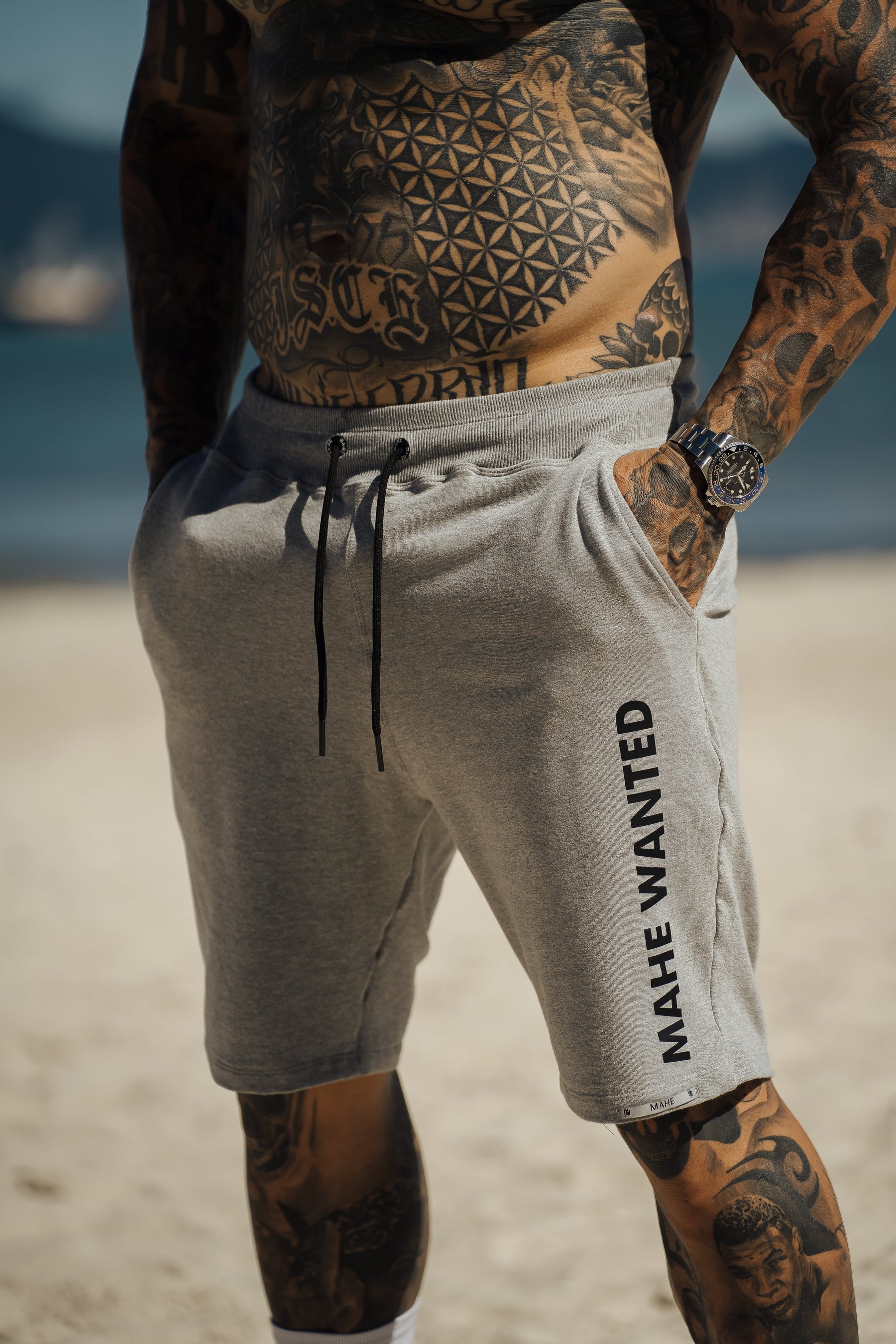 Bermuda Mahe Knight Gray